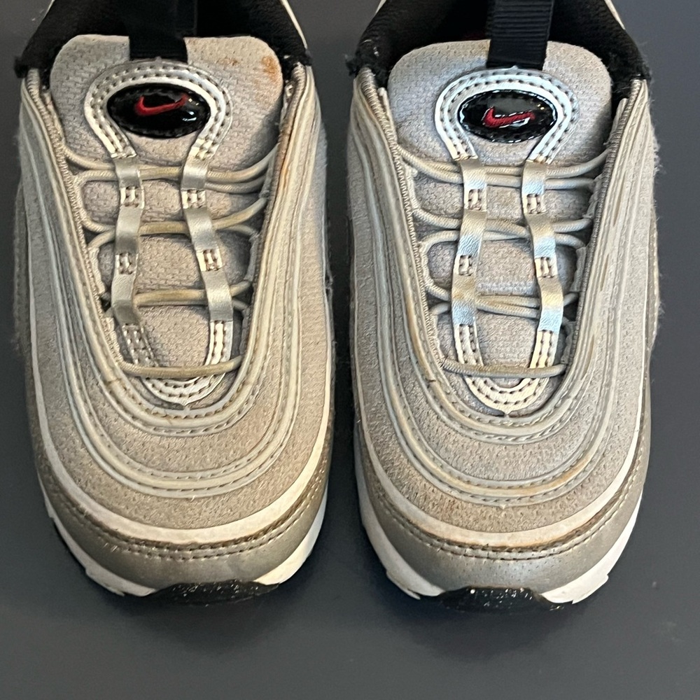 8C AirMax